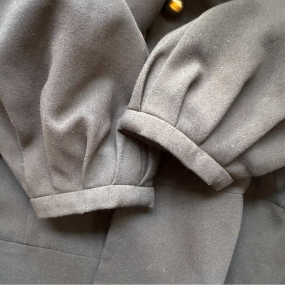 CAbi Black Fitted Button-Up Blazer - Size 2 - Picture 9 of 16